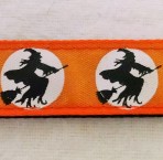 5MC316 Flying Witches Halloween Martingale Collar